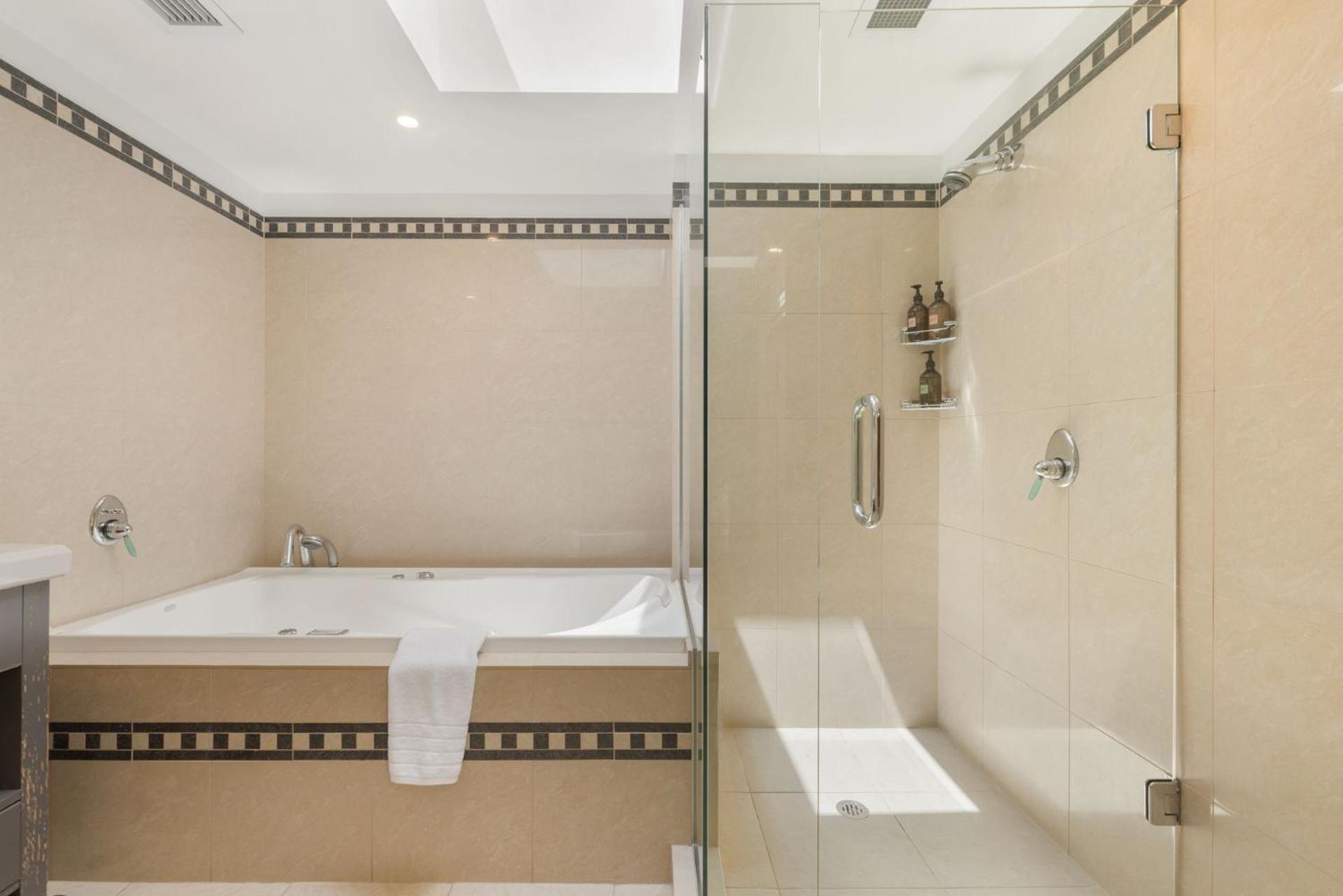 Chambers City Centre Penthouse كوينستاون المظهر الخارجي الصورة